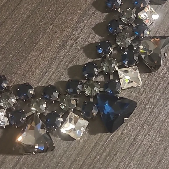 Necklace - Picture 2 of 2